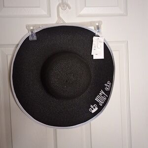 New Juicy Couture Black Wide Brim Straw Beach Sun Hat w/White Trim-Juicy Couture